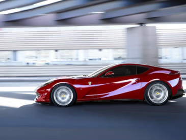 TOP 10 Les Ferrari les plus rapides du monde