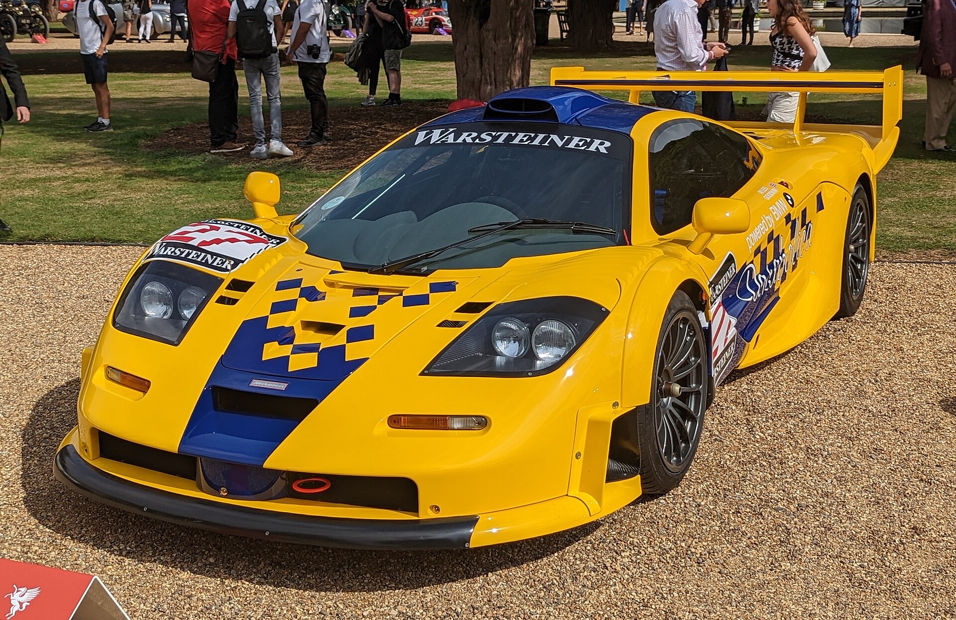 McLaren F1 GTR Longtail de 1997 en livrée Warsteiner