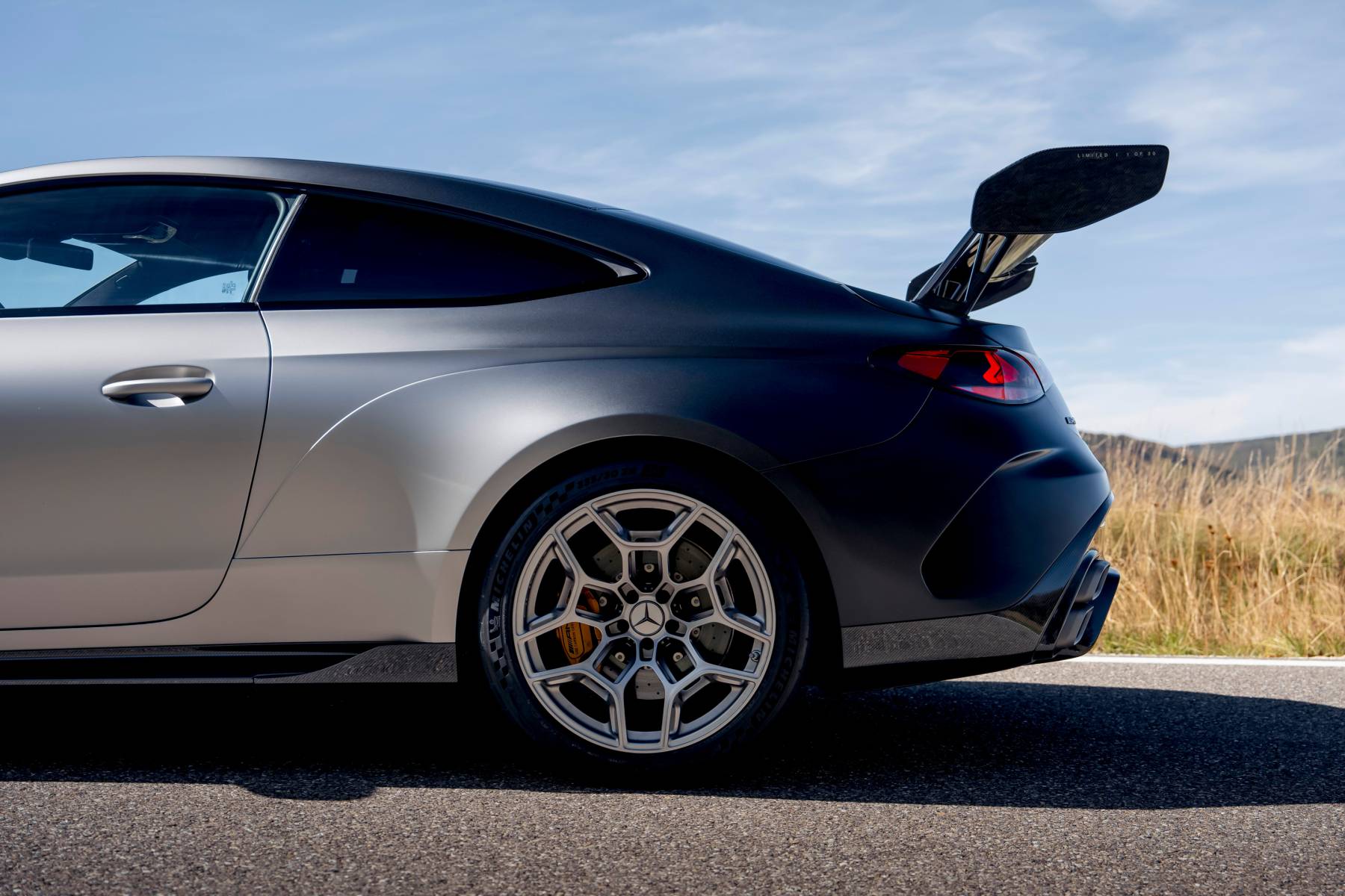 Aileron arrière en carbone de la Mercedes-AMG CLE 646 Spezialanfertigung