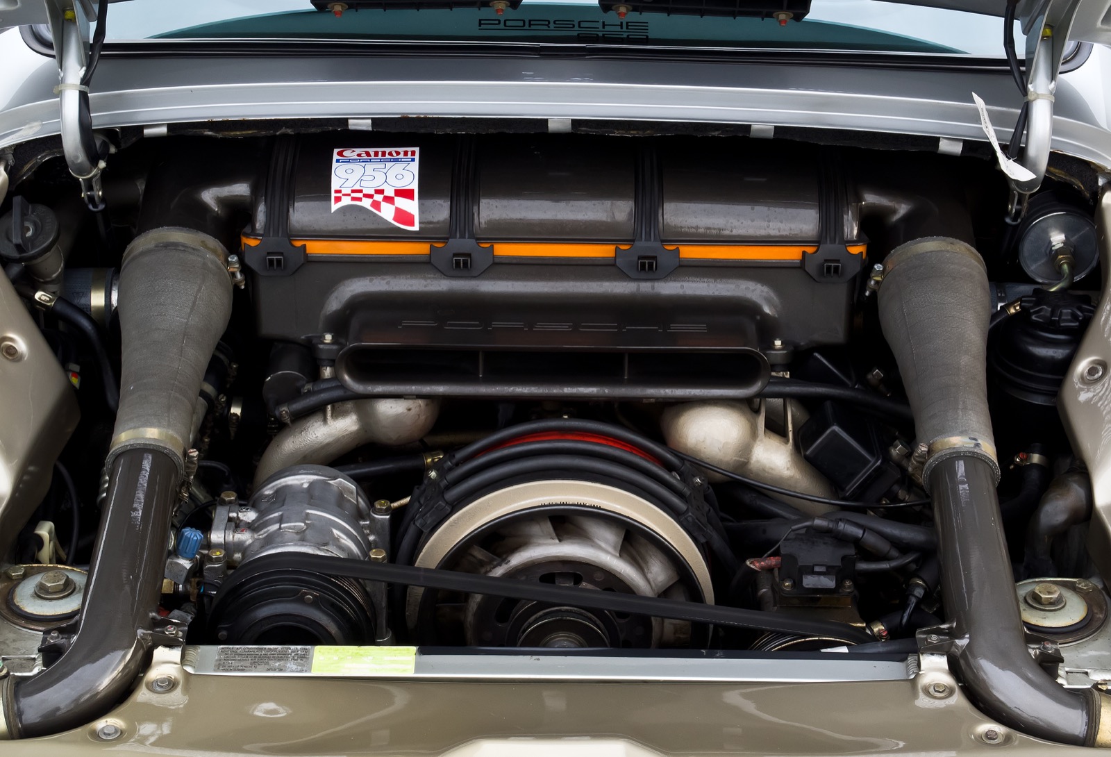 Moteur flat-six biturbo de la Porsche 959