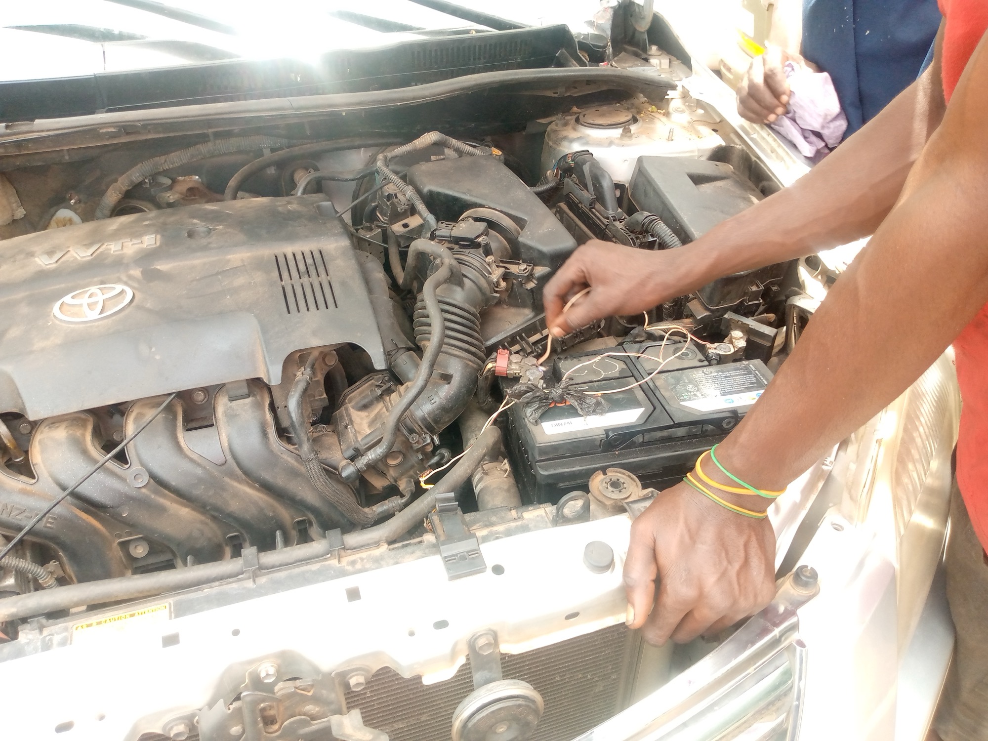Contrôle d’une batterie automobile avant une immobilisation