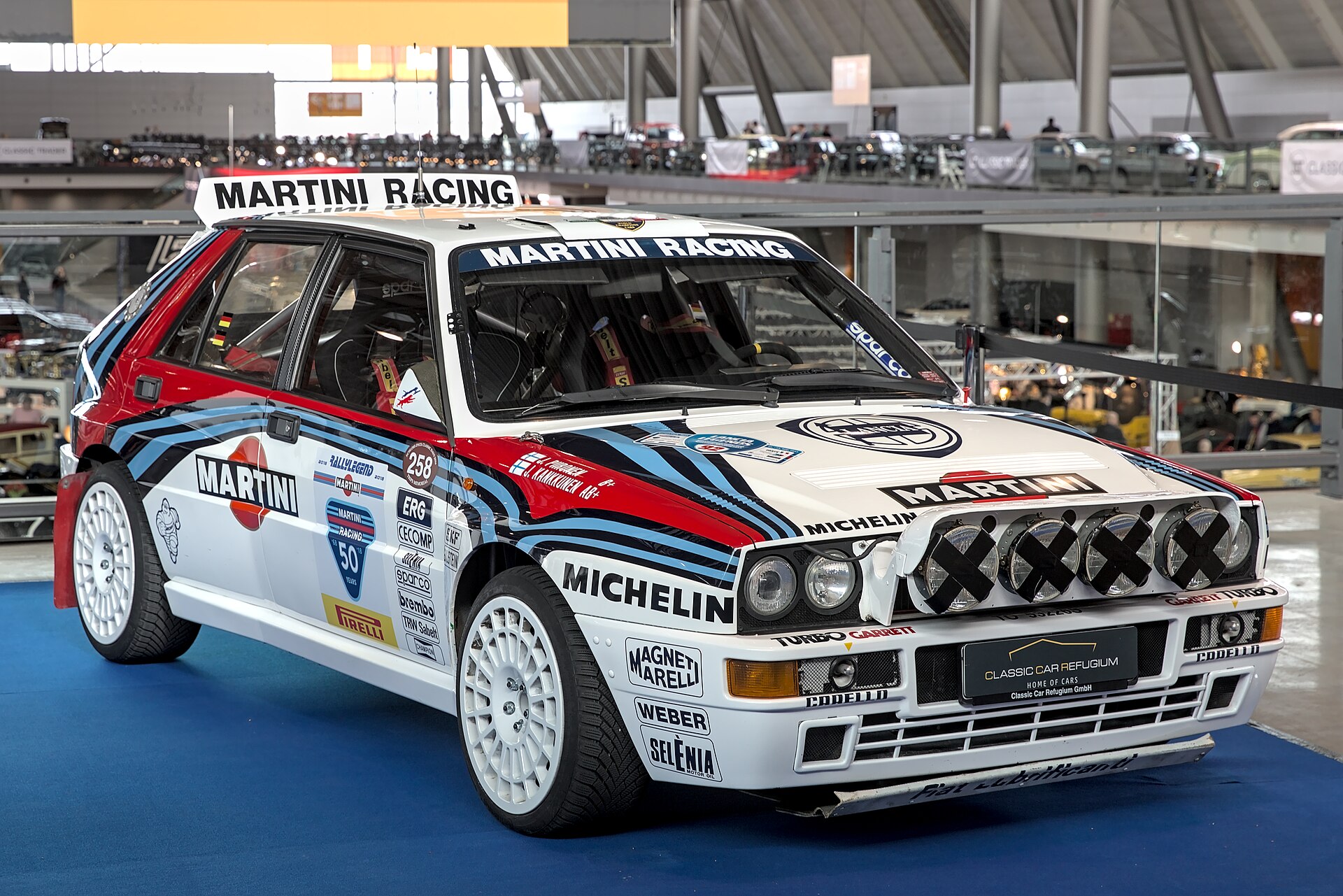 Lancia Delta HF Integrale Evoluzione de rallye vue de trois quarts