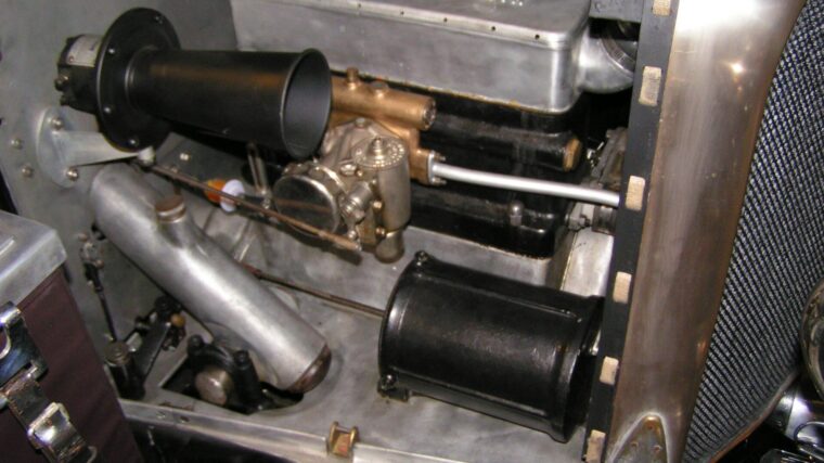 Moteur ancien d’une Voisin C7 Avions de 1927
